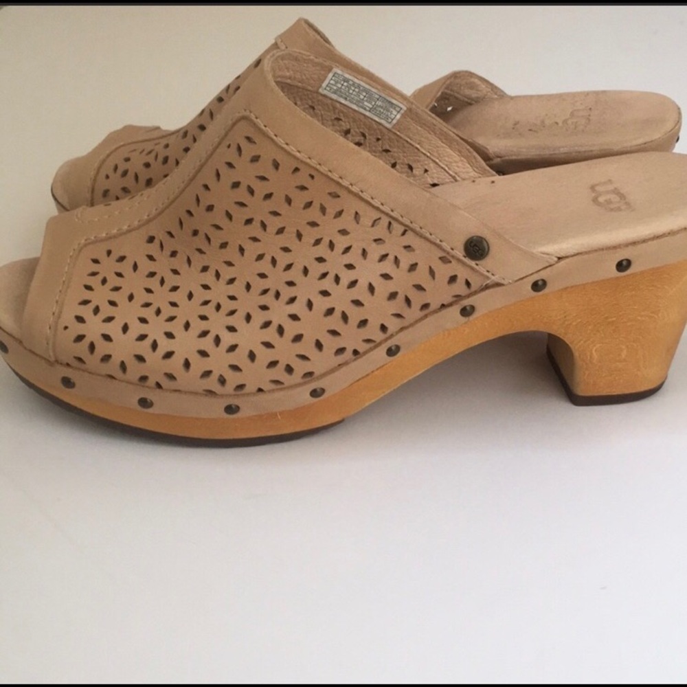 Ugg Size 7 perforated clogs.